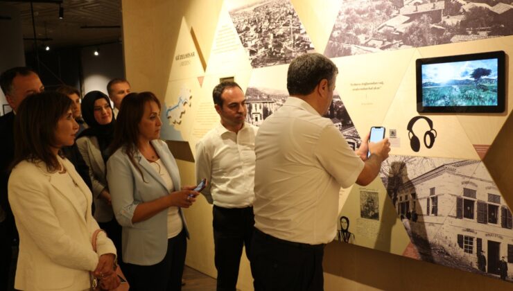 MÜDÜR ÖZTÜRK AYDIN’DA ETKİNLİĞE KATILDI