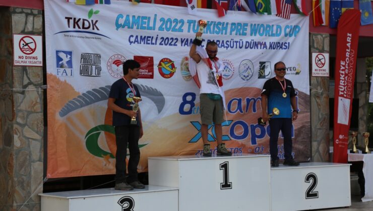 YAMAÇ PARAŞÜTÜ BİRİNCİLERİ ÖDÜLLENDİRİLDİ