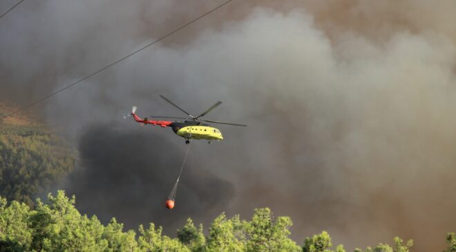 DENİZLİ – MUĞLA SINIRINDA YANGIN SÖNDÜRÜLDÜ