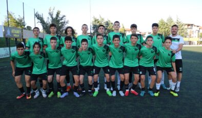 MİNİK HOROZLAR YENİ SEZONA ODAKLANDI