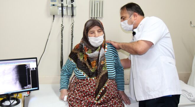 VERTEBROPLASTİ AMELİYATIYLA BEL KIRIĞINDAN KURTULDU