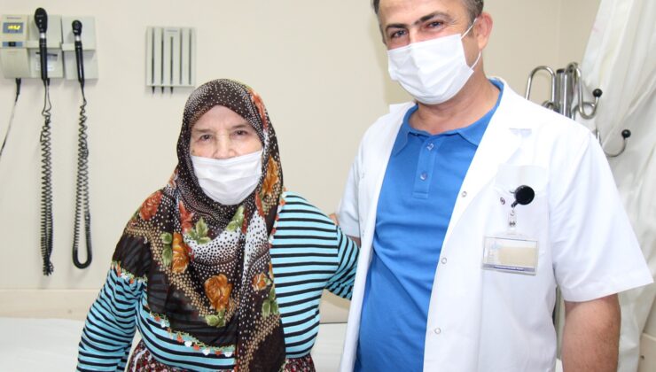 Çimento ve dondurma tedavisiyle bel kırığından kurtuldu