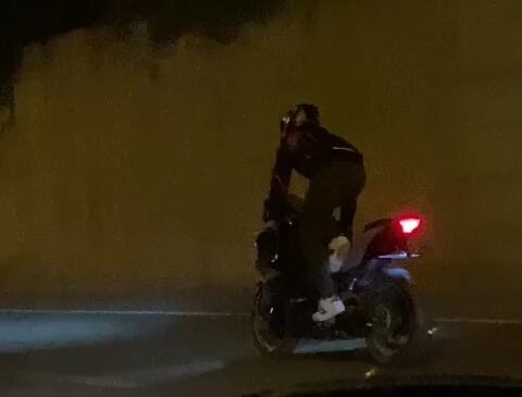 KENDİ VE DİĞER SÜRÜCÜLERİN CANINI HİÇE SAYDI