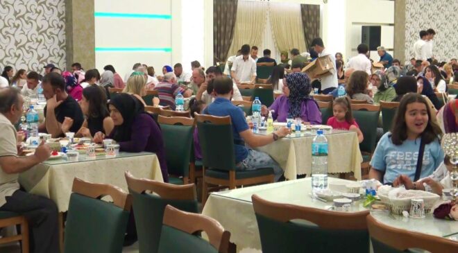 Down sendromlu 16 çocuk erkekliğe ilk adımlarını birlikte attı
