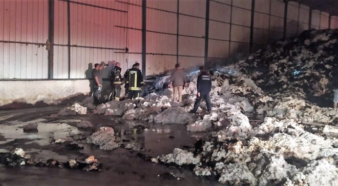 45 TON PAMUK KÜL OLDU