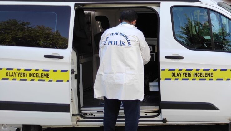 Parkta oynarken 20 metrelik yokuştan yuvarlanan çocuk hayatını kaybetti