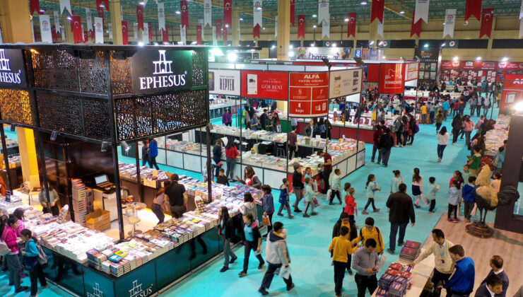 EGE’NİN EN BÜYÜK KİTAP FUARI KAPILARINI 5. KEZ AÇIYOR
