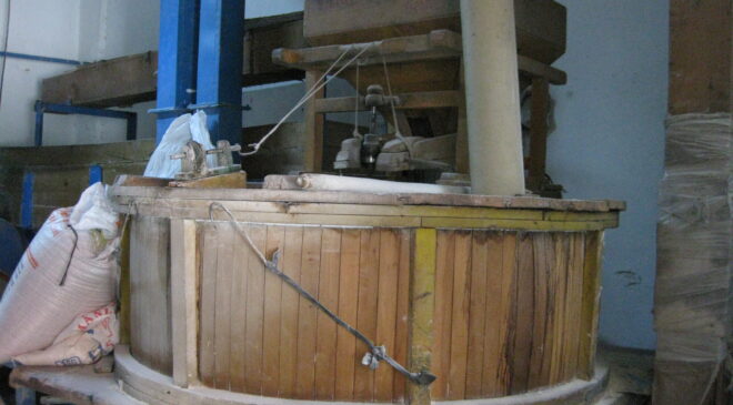 DEĞİRMENCİLERE RAĞBET YOĞUN