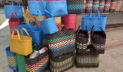 PAZAR ÇANTALARININ YERİNİ POŞETLER Mİ ALDI?