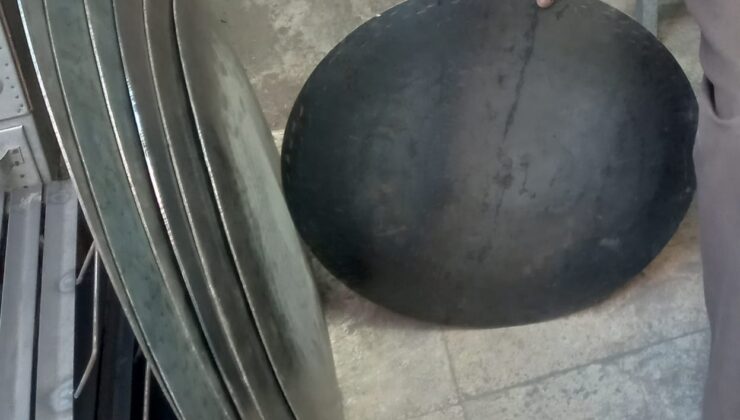 SAÇLAR ŞEKİL DEĞİŞTİRİYOR