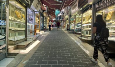 SARRAFLAR CADDESİNİ GURBETÇİLER Mİ DOLDURUYORDU?