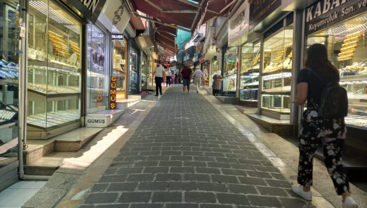 SARRAFLAR CADDESİNİ GURBETÇİLER Mİ DOLDURUYORDU?