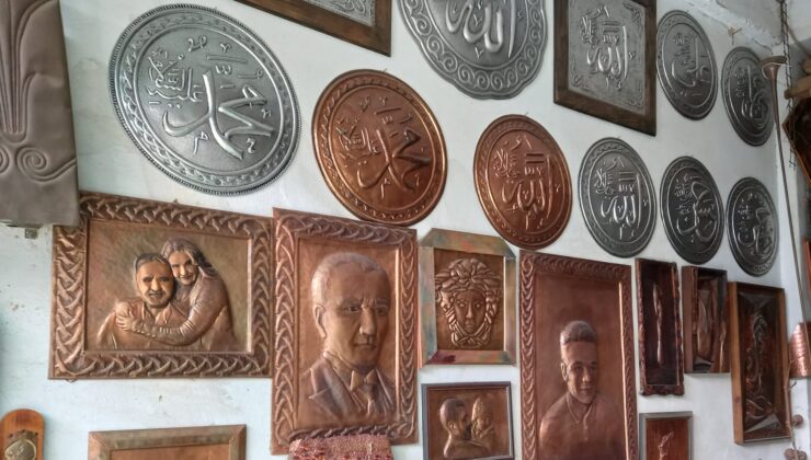 BAKIR, RÖLYEF İLE SANATSAL RUHUNA KAVUŞUYOR