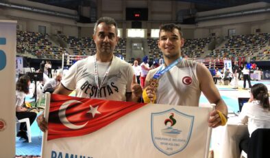 PAMUKKALELİ KİCK BOKSCU İTALYA YOLCUSU