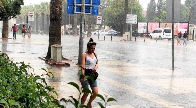 Denizli’de akşam saatlerinden itibaren kuvvetli yağış bekleniyor