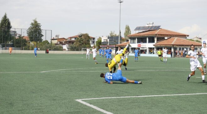 4 KIRMIZI KARTIN OLDUĞU KARŞILAŞMA 2-2 SONA ERDİ