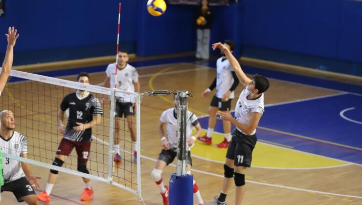 YEŞİL ÇİVRİL BELEDİYESPOR 3-0 MAĞLUP OLDU.