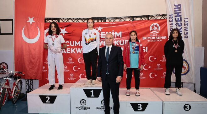 BAYRAM COŞKUSU TAEKWONDO TURNUVASI İLE TAÇLANDI