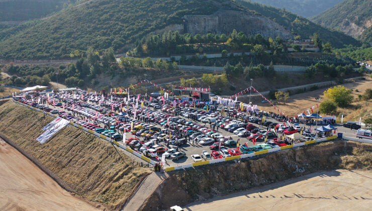 SEYİR TEPESİ OTOMOBİL FESTİVALİNE SAHNE OLDU