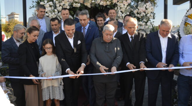 DERVİŞ KÜÇÜK SİGORTA’YA GÖRKEMLİ AÇILIŞ