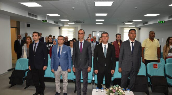 HEM ÜRETİYOR, HEM TANITIYOR