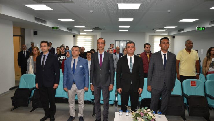 HEM ÜRETİYOR, HEM TANITIYOR