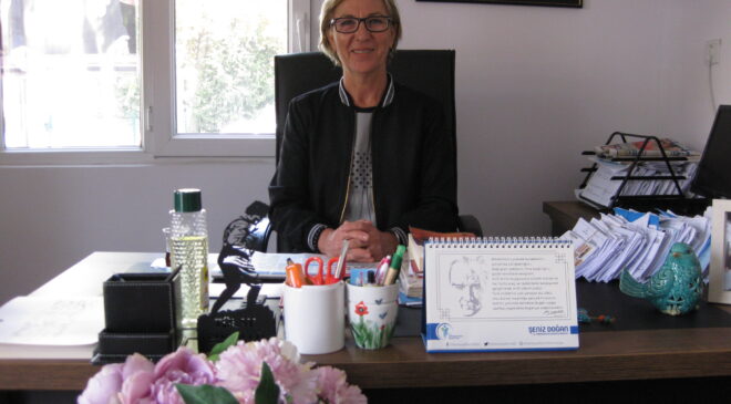 ÇİÇEKLERİN ARDINDAKİ GÜÇ