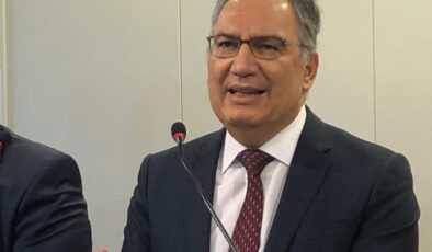 “DERHAL İSTİFA ETMELİ”