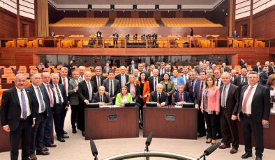 KARACA: KENDİ KORKULARINIZDA BOĞULACAKSINIZ