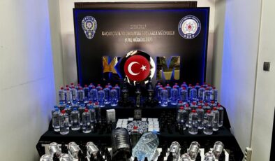 KAÇAKÇILIK YAPAN 2 ŞÜPHELİ YAKALANDI