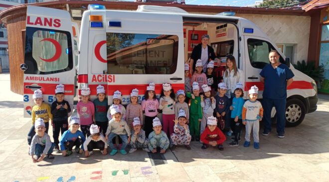 EGEKENT HASTANESİ ÖĞRENCİLERE KIZILAY’I ANLATTI