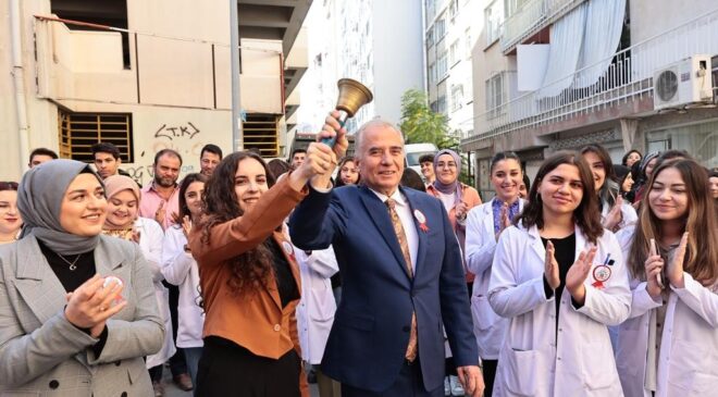 Üniversiteye hazırlıkta 15 yılda binlerce öğrenci eğitim projesinden faydalandı