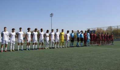 Genç horozlar lideri 3-1 ile geçti