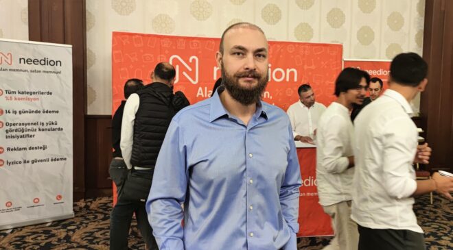 ‘NEEDİON’ DENİZLİLİ SATICILARLA BULUŞTU