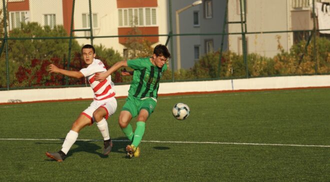 Genç horozlar Pendikspor’u 3 gol ile uğurladı