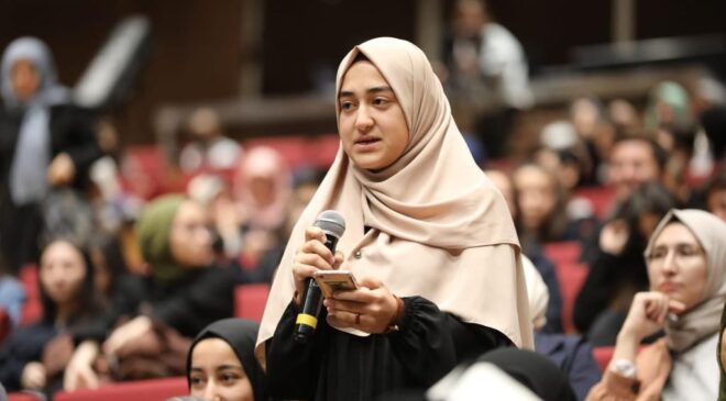 PAÜ’de ‘Gençlik ve İnanç Eğilimleri’ ele alındı