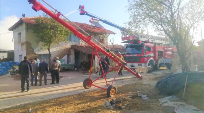 Alevlere teslim olan ev kullanılamaz hale geldi