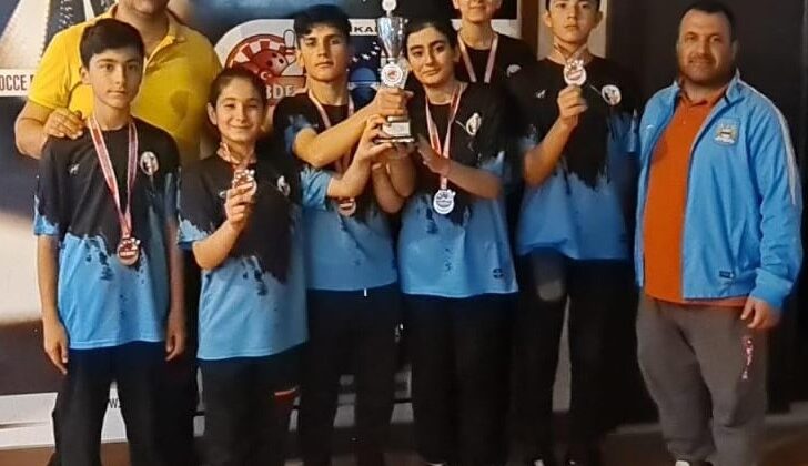 TAVAS DARTTA TARİH YAZDI