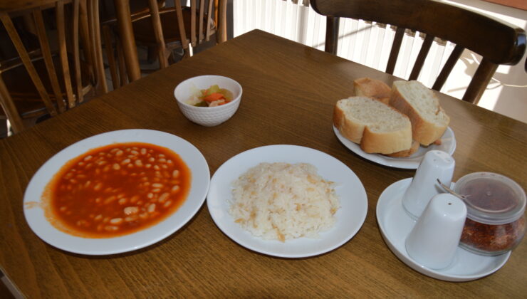 ATATÜRK’E VEFA ÖRNEĞİ