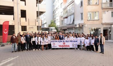 EĞİTİM İÇİN EL ELE 15 YAŞINDA