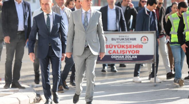 BÜYÜKŞEHİR’İN ASIRLIK HİZMETLERİ SÜRÜYOR