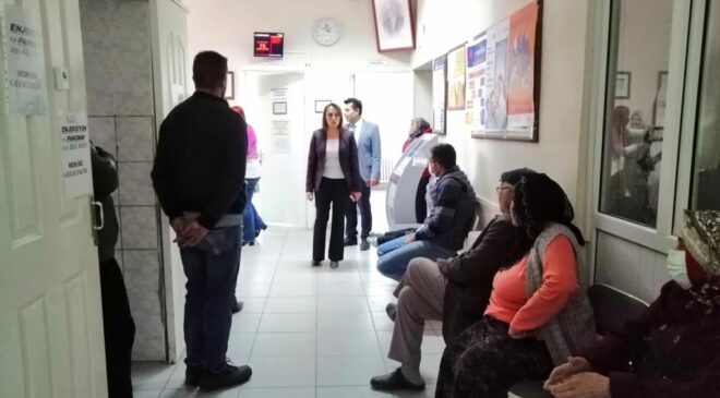 ÖZTÜRK, ÇARDAK’TA SAĞLIK TESİSLERİNİ İNCELEDİ