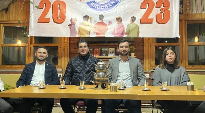 BAŞKAN NAZLIER: AK GENÇLİK SANDIĞA MÜHRÜNÜ VURACAK