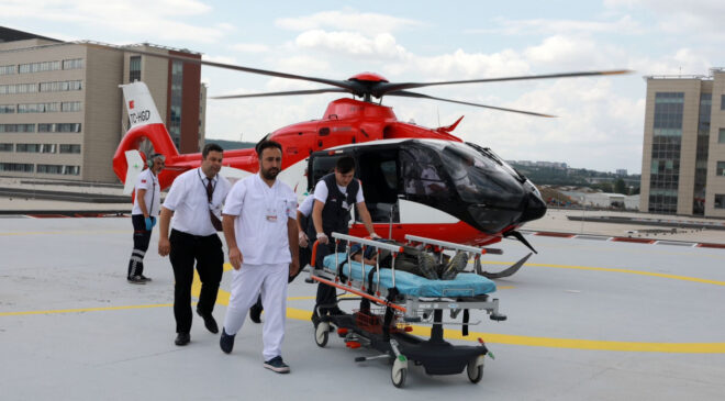 HELİKOPTER AMBULANSLA 2 BİN 330 HASTA NAKLEDİLDİ