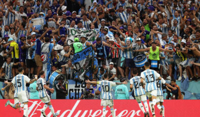 Tarihi maçta Arjantin yarı finalde!