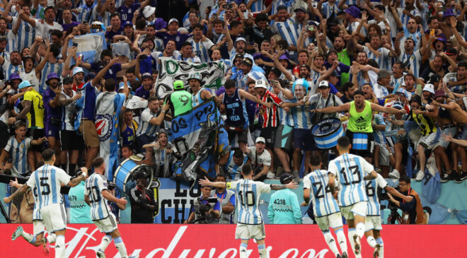 Tarihi maçta Arjantin yarı finalde!