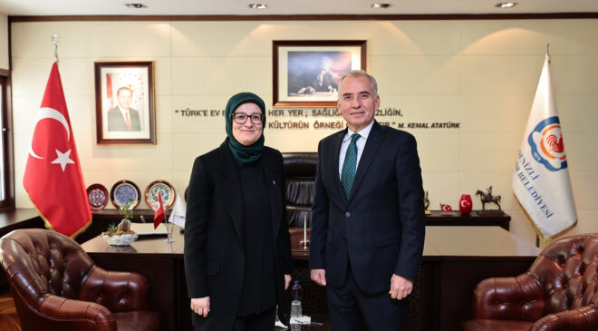 AK PARTİ GENEL BAŞKAN YARDIMCISI UYGUR’DAN BAŞKAN ZOLAN’A ZİYARET