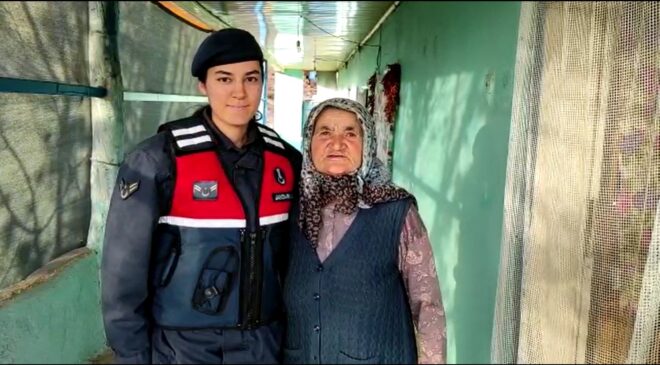 Kefen parasına göz diken dolandırıcılar, kapıya getirilen emekli maaşı da aldı