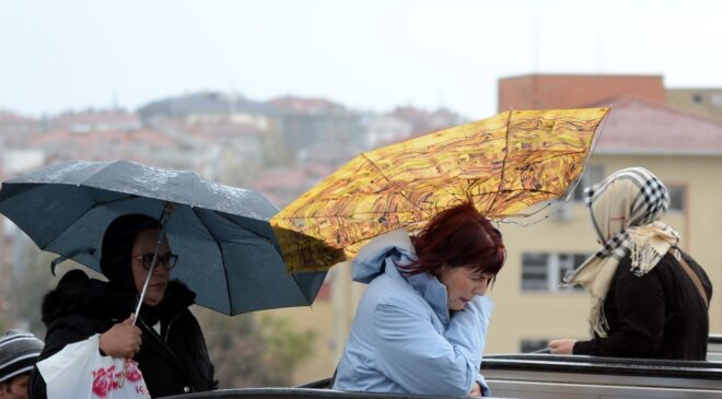 Denizli’ye şiddetli fırtına uyarısı