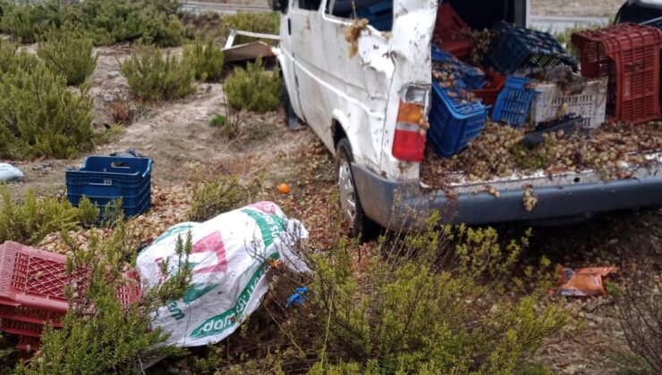 DEVRİLEN MİNİBÜSTEKİ AİLE ÖLÜMDEN DÖNDÜ